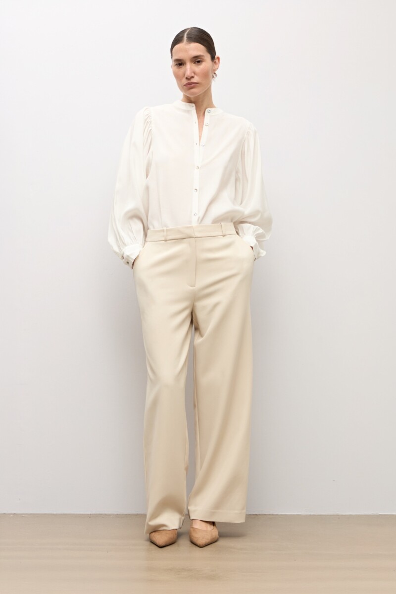 Pantalón sastrero beige claro