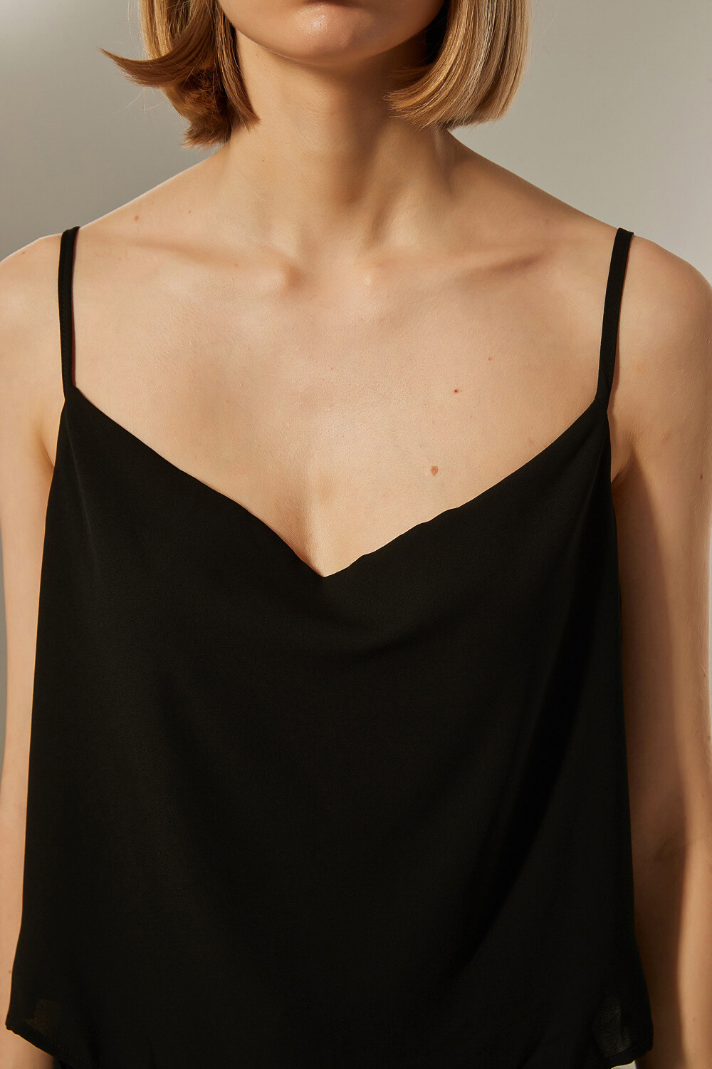 Musculosa Tide Negro