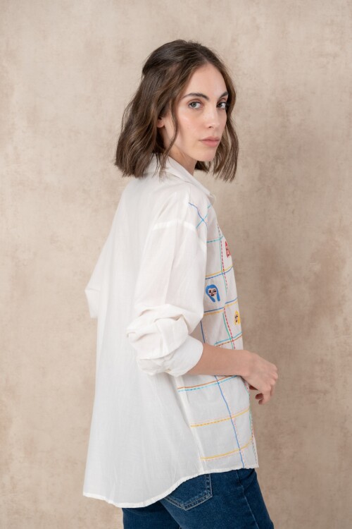 Camisa bordada Camisa bordada