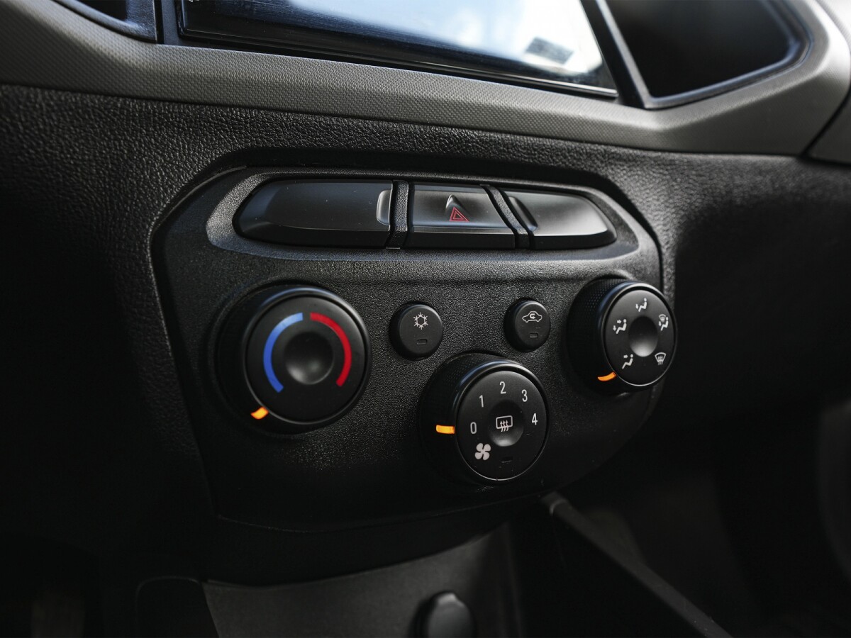 Chevrolet Prisma Joy con Ficha Oficial | Permuta / Financia Chevrolet Prisma Joy con Ficha Oficial | Permuta / Financia