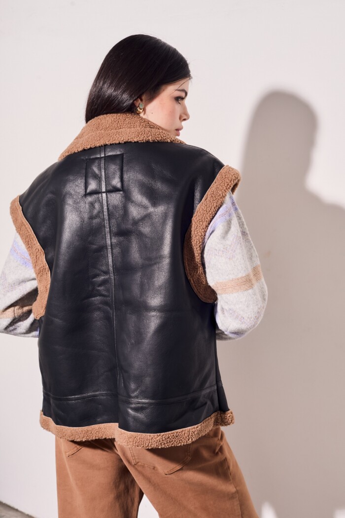 Chaleco Gamulan Negro