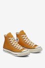 CHUCK 70 Amarillo