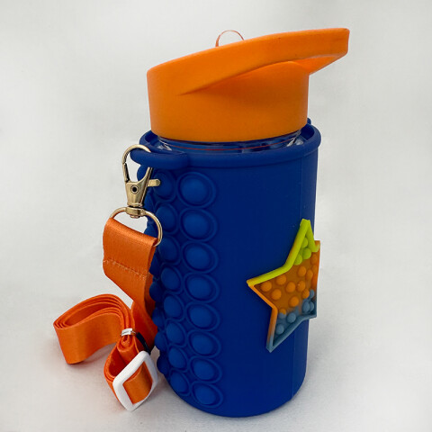 Botella infantil antiderrames con sorbito + pop it TV0573