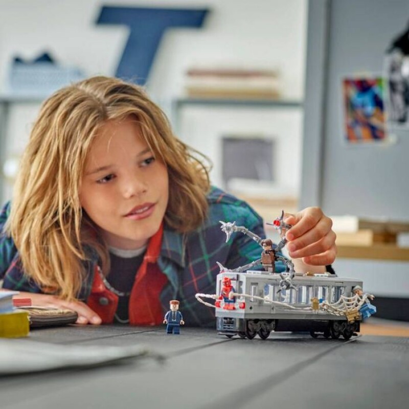 Lego® Marvel Spider-man Vs. Doc Ock: Escena Del Tren Lego® Marvel Spider-man Vs. Doc Ock: Escena Del Tren