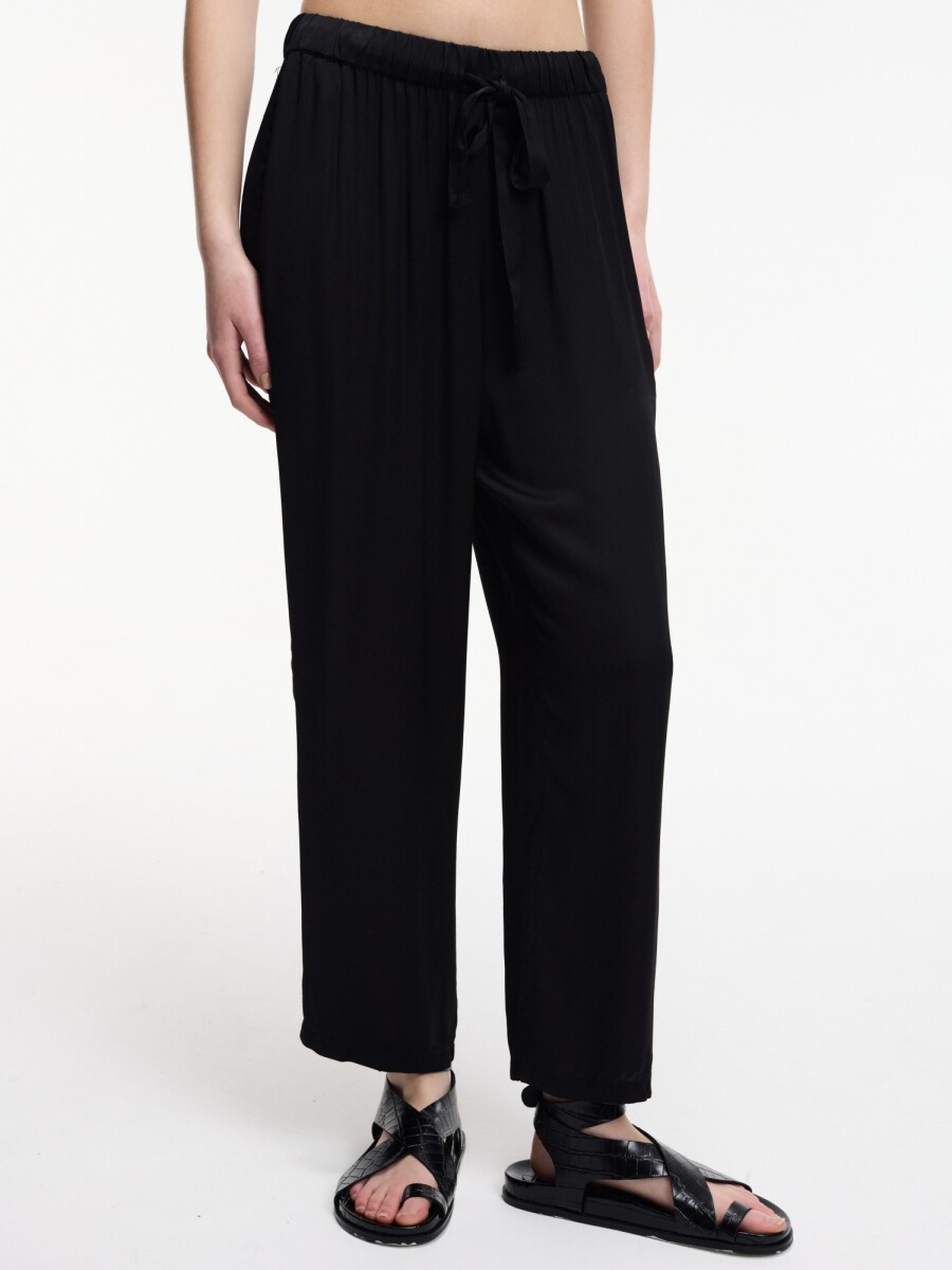 PANTALÓN CROPPED 