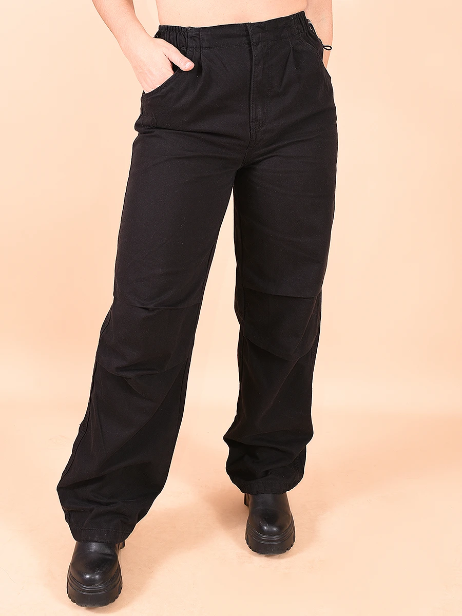 PANTALÓN JOGGER PARACHUTE - NEGRO 