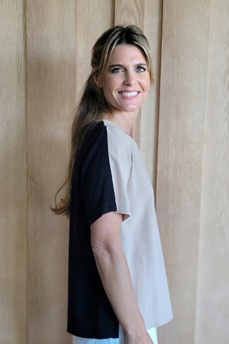 Remera Palma Beige - Negro