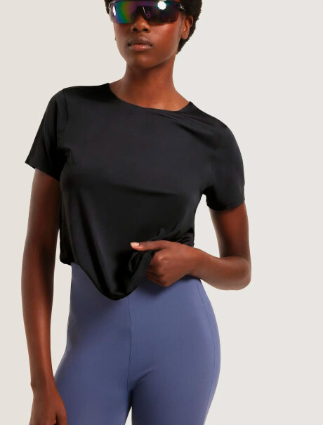 CAMISETA DEPORTIVA DE ALTO RENDIMIENTO NEGRO