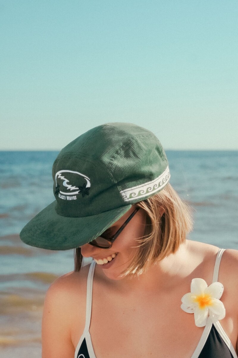 Wavy 5 Panels CAP / VERDE Wavy 5 Panels Cap / Verde