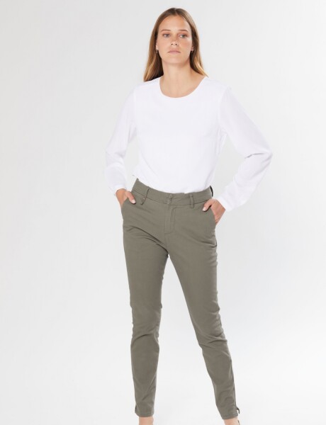 PANTALÓN SKINNY DE GABARDINA CON SPANDEX Verde