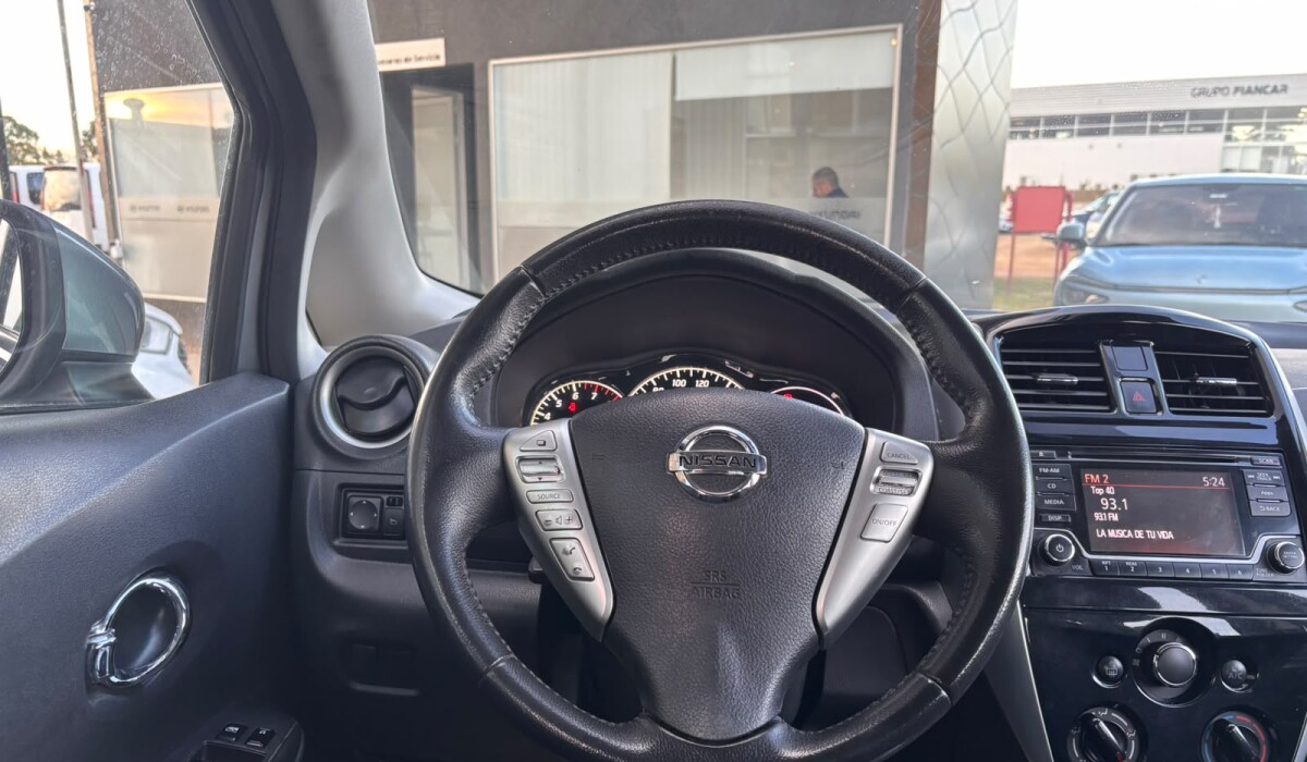 Nissan Note Advance CVT - 2014 Nissan Note Advance CVT - 2014