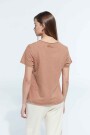 REMERA RELAX Camel