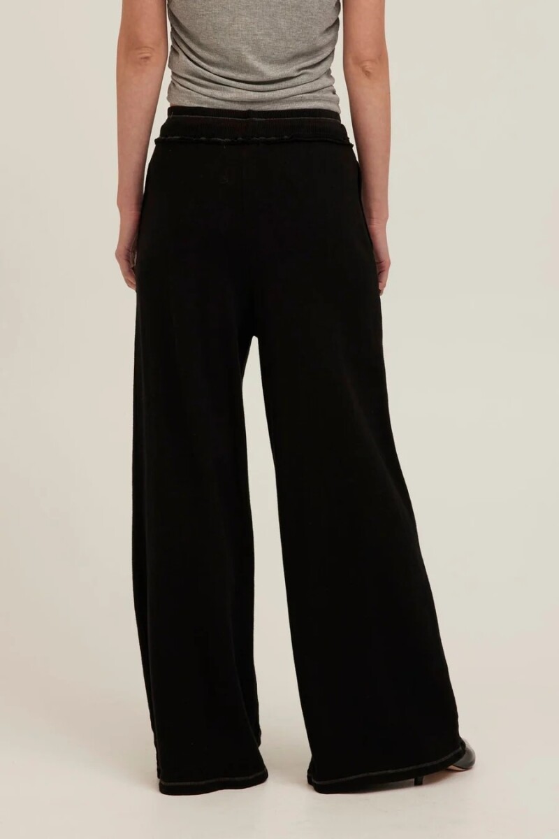PANTALÓN GREENE Negro