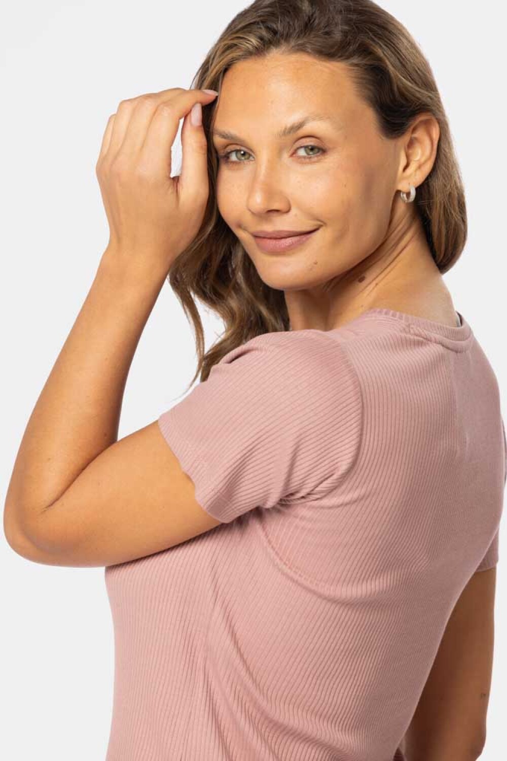 REMERA CON BOTONES Rosado