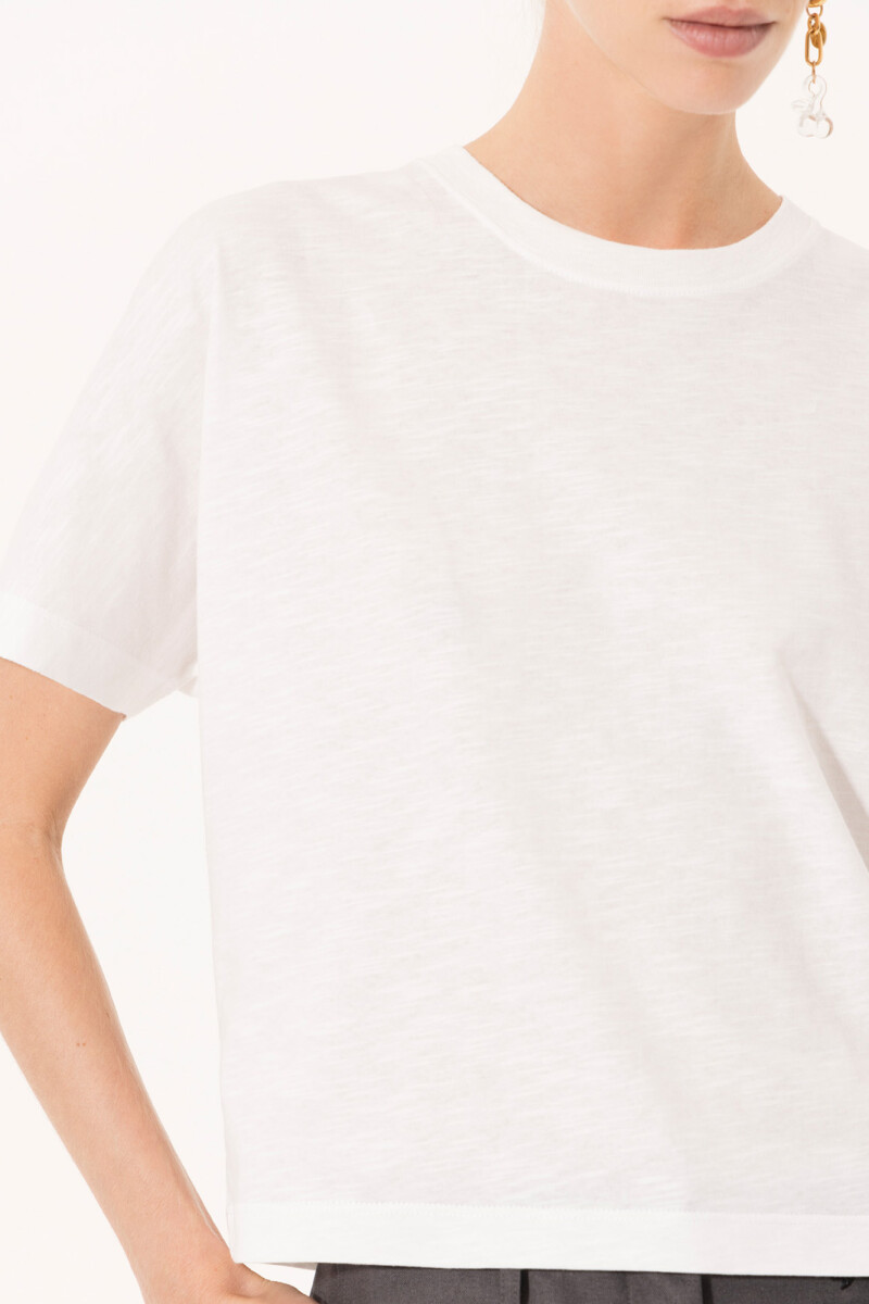 REMERA HILLARY Beige