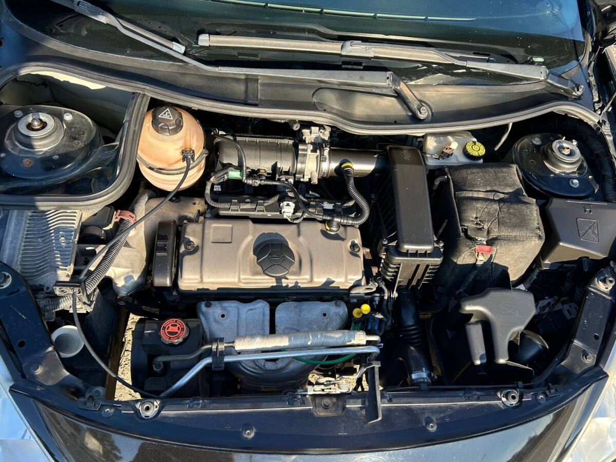 Peugeot 207 Compact One Line 1.4 | Permuta / Financia Peugeot 207 Compact One Line 1.4 | Permuta / Financia