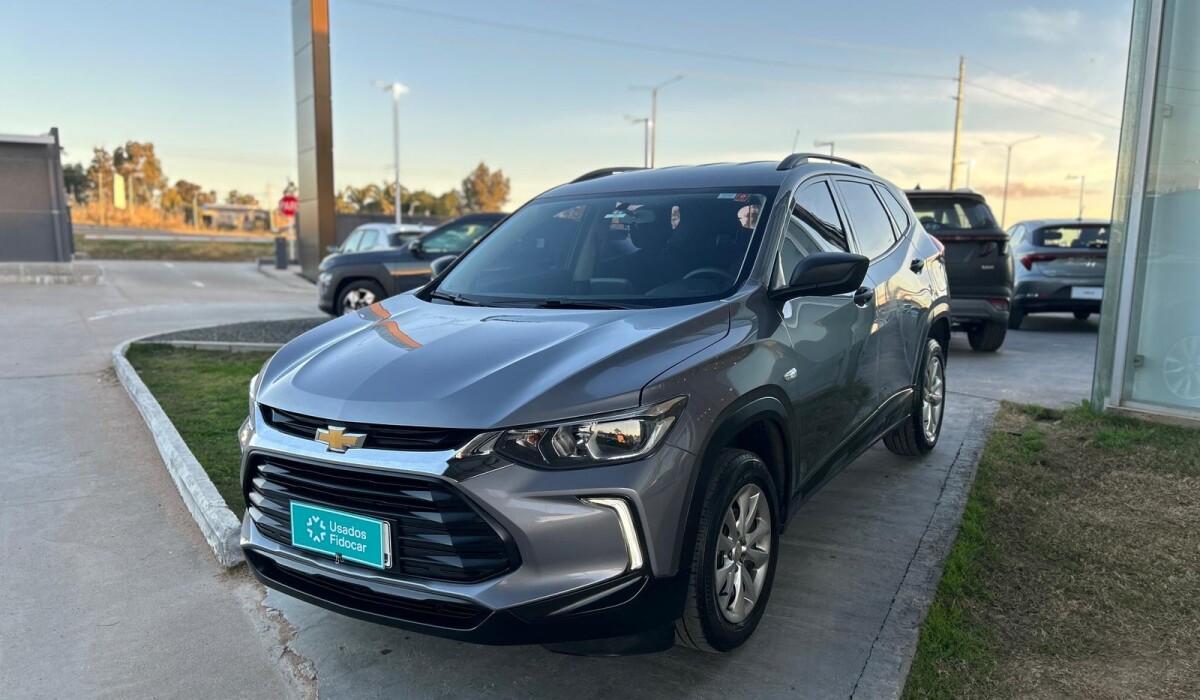 Chevrolet Tracker 1.2 LS MT 2022 Chevrolet Tracker 1.2 LS MT 2022