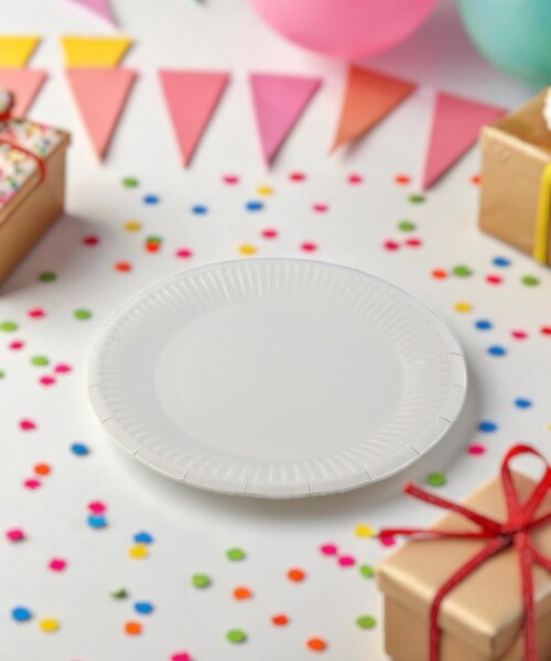 Plato 18 cm. diametro paquete x 10 BLANCO