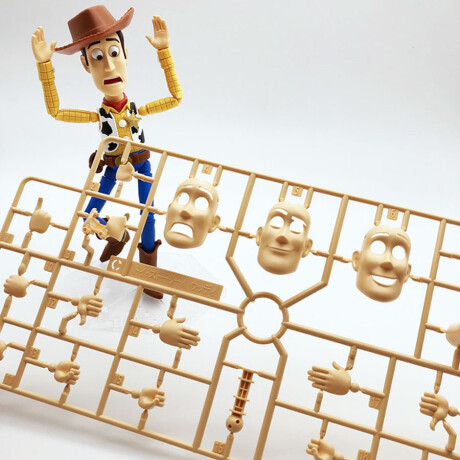 Model Kit - Woody • Toy Story 4 Model Kit - Woody • Toy Story 4