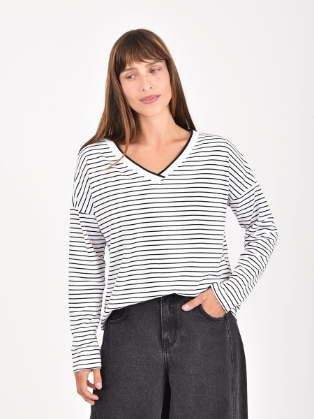 REMERA MARCELA VARIANTE 1