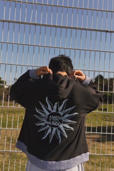 Campera Campeones NEGRO