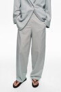PANTALÓN RECTO Gris