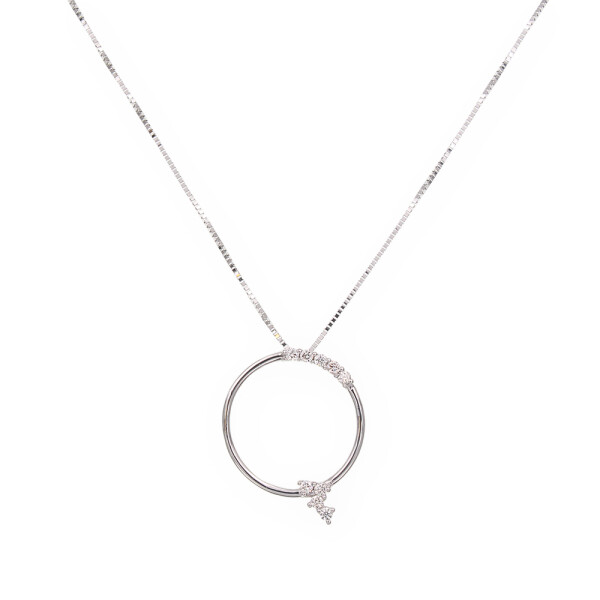 Colgante círculo en oro blanco 18k y brillantes - Incluye cadena Colgante círculo en oro blanco 18k y brillantes - Incluye cadena