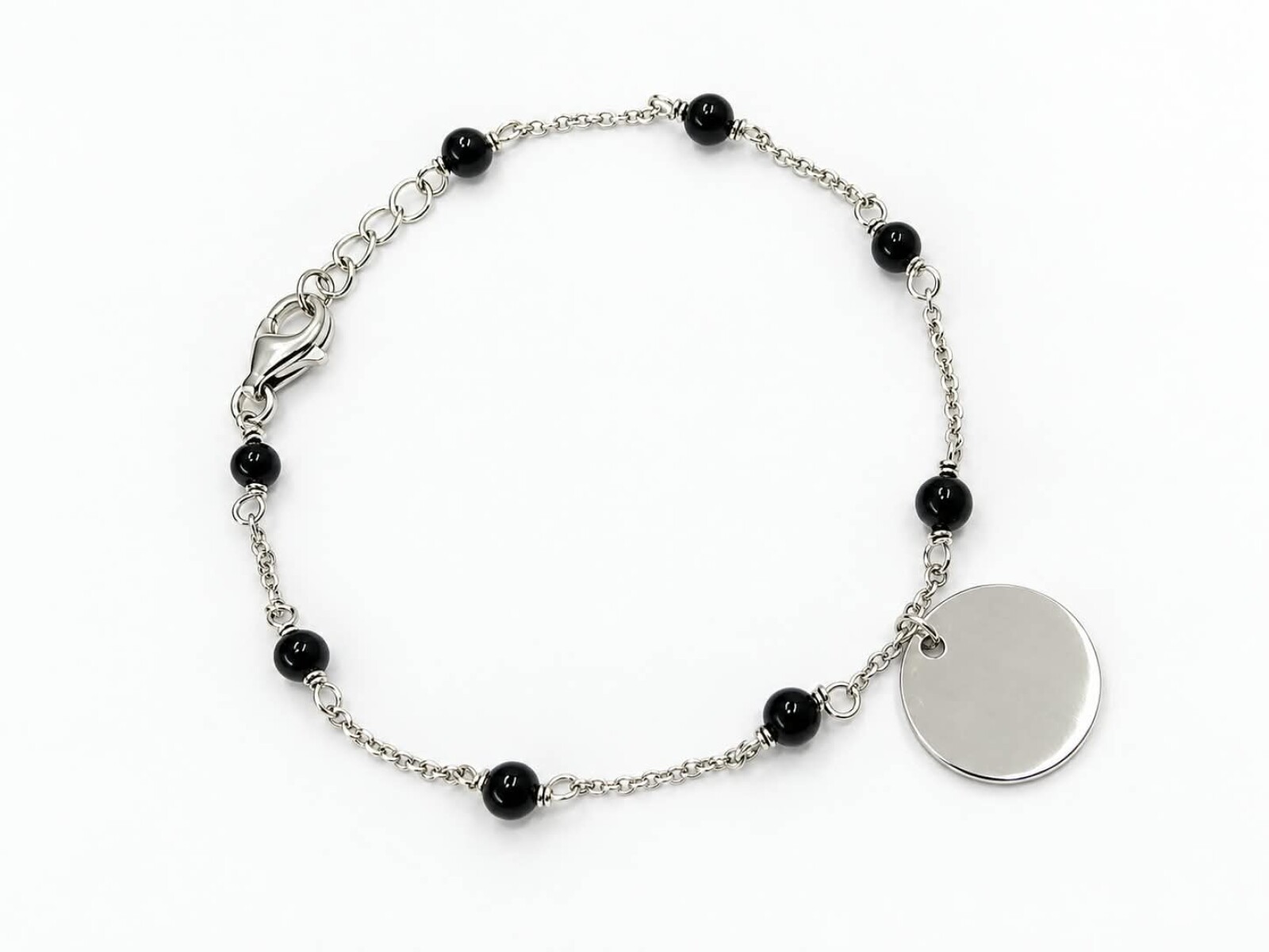 Pulsera con bolitas negras y medalla 
