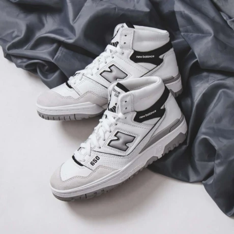 Championes New Balance 650 Blanco/Negro