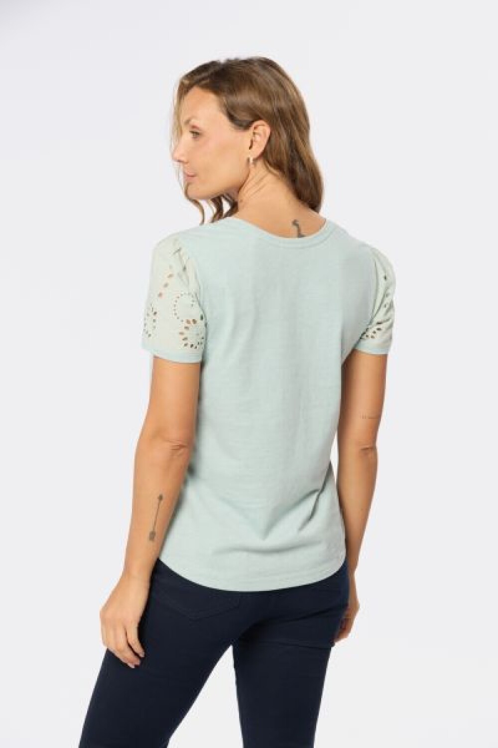 REMERA BRODERIE LISA Verde