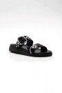 REVELRY STUDDED SANDAL Negro