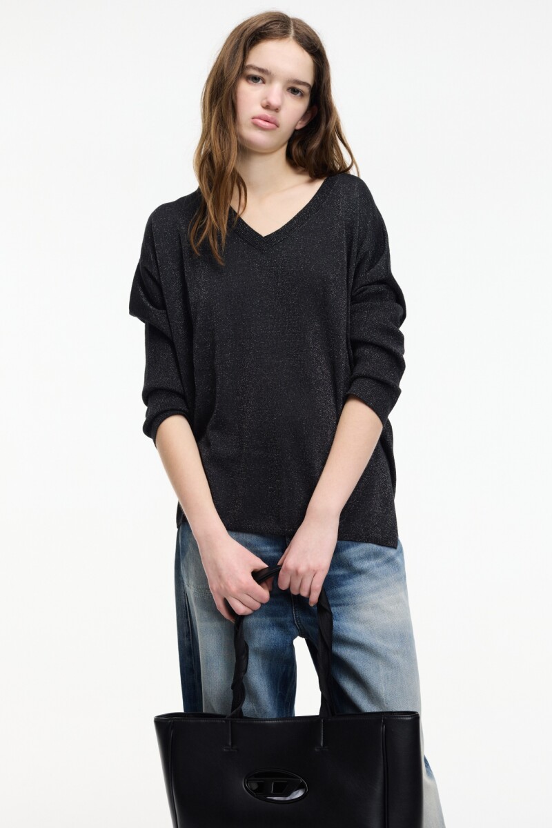 SWEATER V Negro