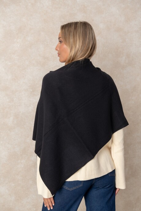 PONCHO SACHA Negro