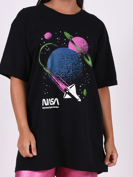 REMERA SPACE NEGRO