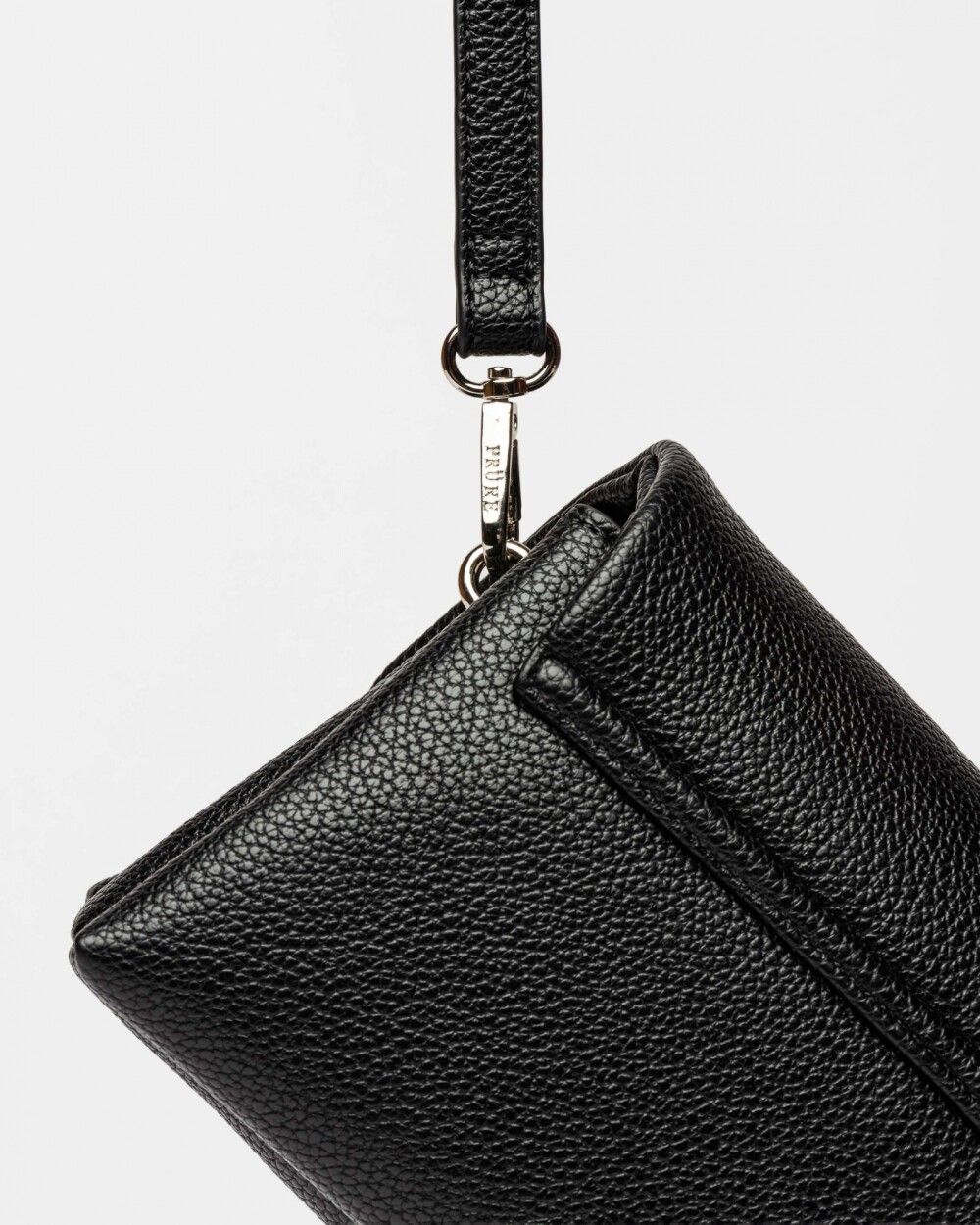 Mini bag Leisure en efecto cuero graneado Negro