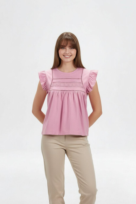 Remera Moratina Magenta Claro