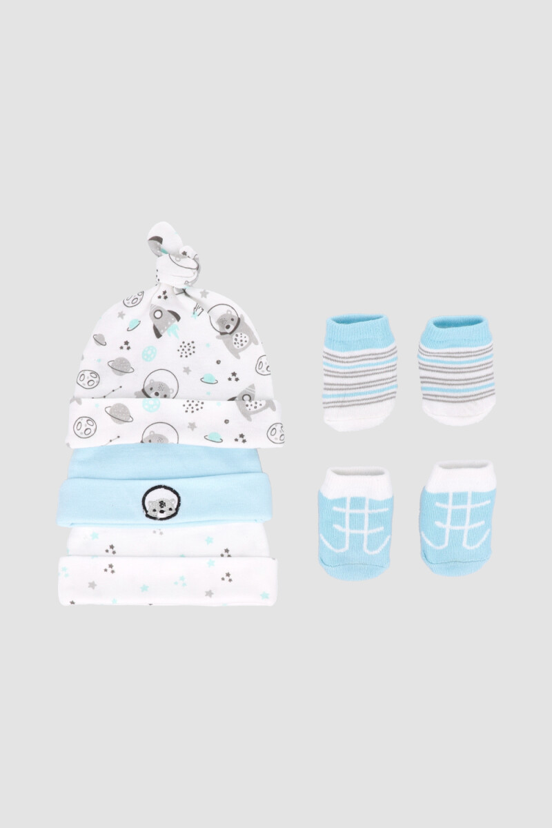 Set gorritos con medias Celeste