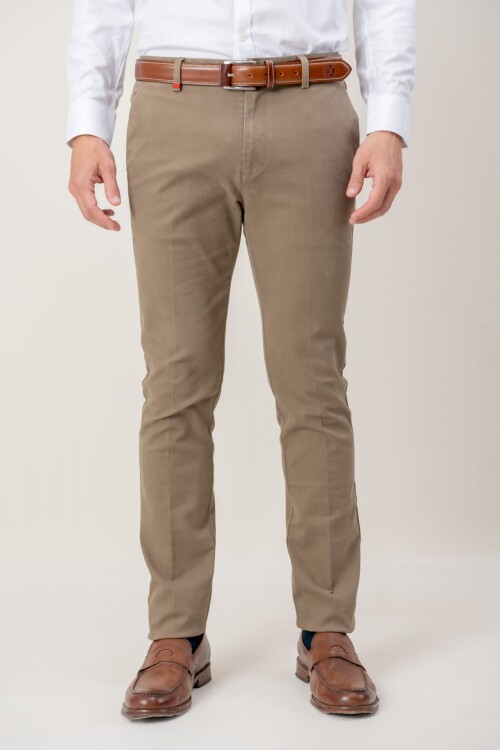 Pantalón Cotton Twill Tostado