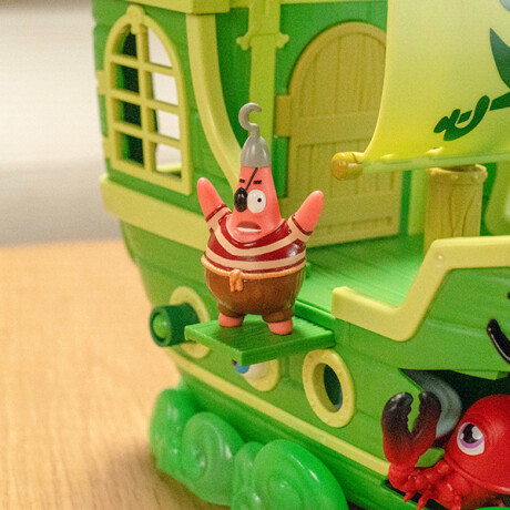 Bob Esponja Barco Pirata con luz y sonido Bob Esponja Barco Pirata con luz y sonido