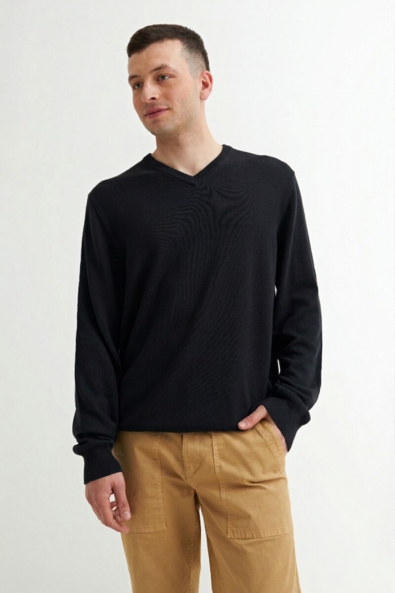 Sweater escote en V NEGRO