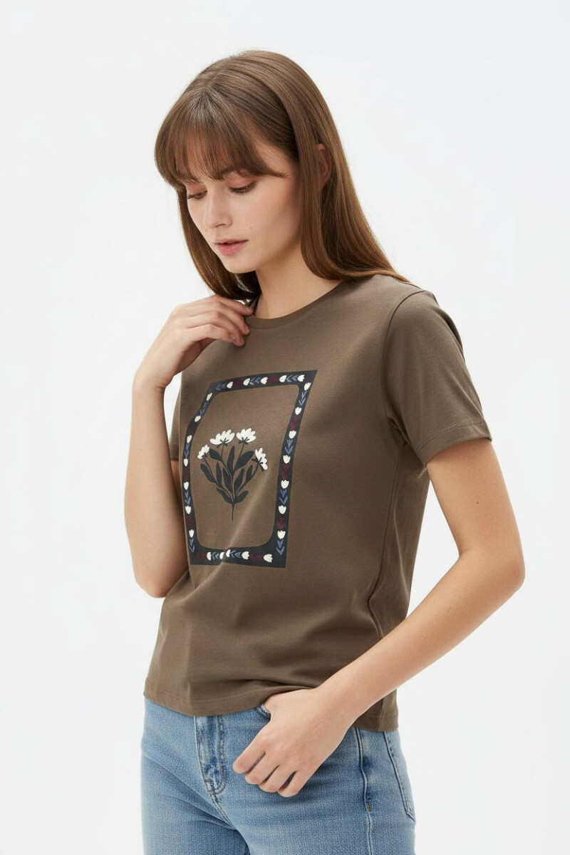 Remera Violeta - Estampado 8 