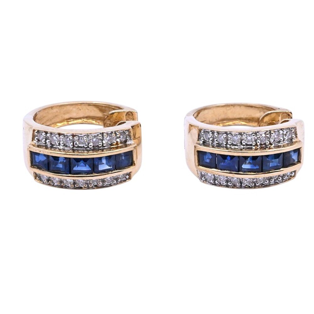 Aros en oro 18 k brillantes y zafiros carré. Aros en oro 18 k brillantes y zafiros carré.
