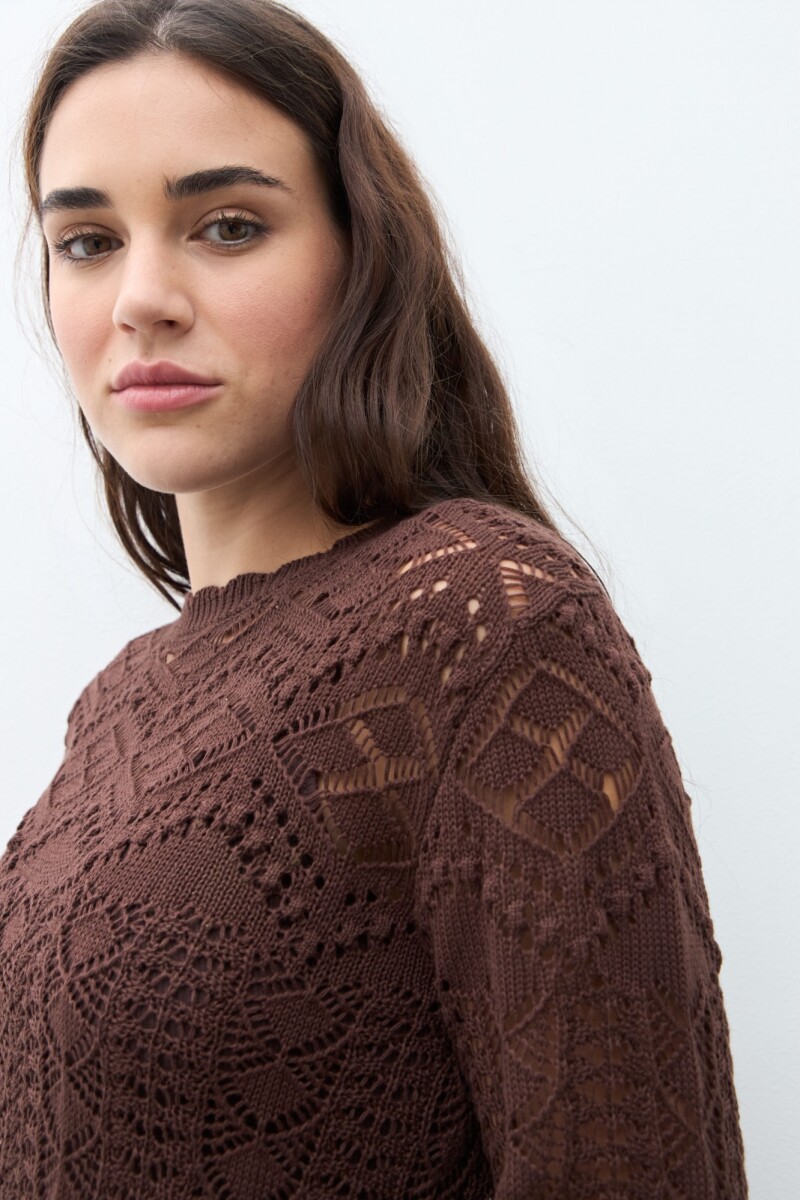 Sweater calado chocolate