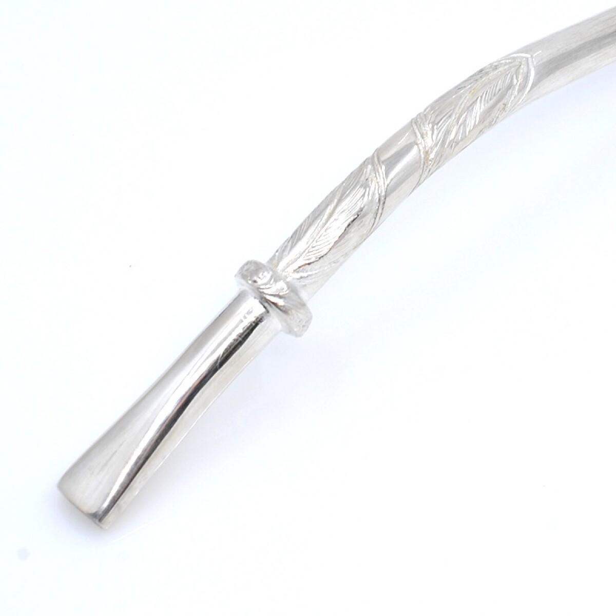 Bombilla plata fina cincelada 