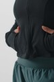 Casaca Perfect Storm Cropped Train Jacket Mujer Desert Shadows