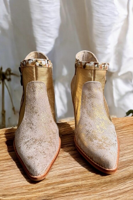 Bota EVA Jaspeada Con Dorado Y Arte Pintado A Mano Bota EVA Jaspeada Con Dorado Y Arte Pintado A Mano