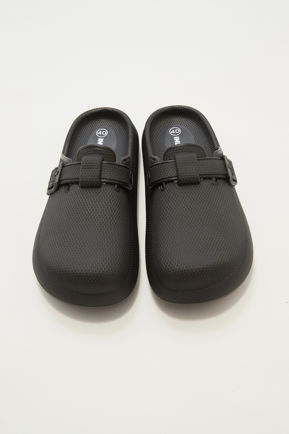 Suecos Verne Negro