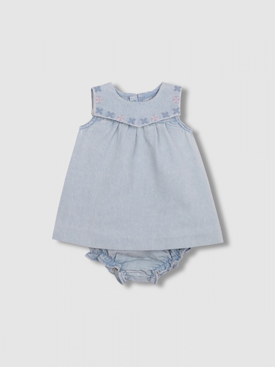 Vestido Denim Con Bordados Piedra