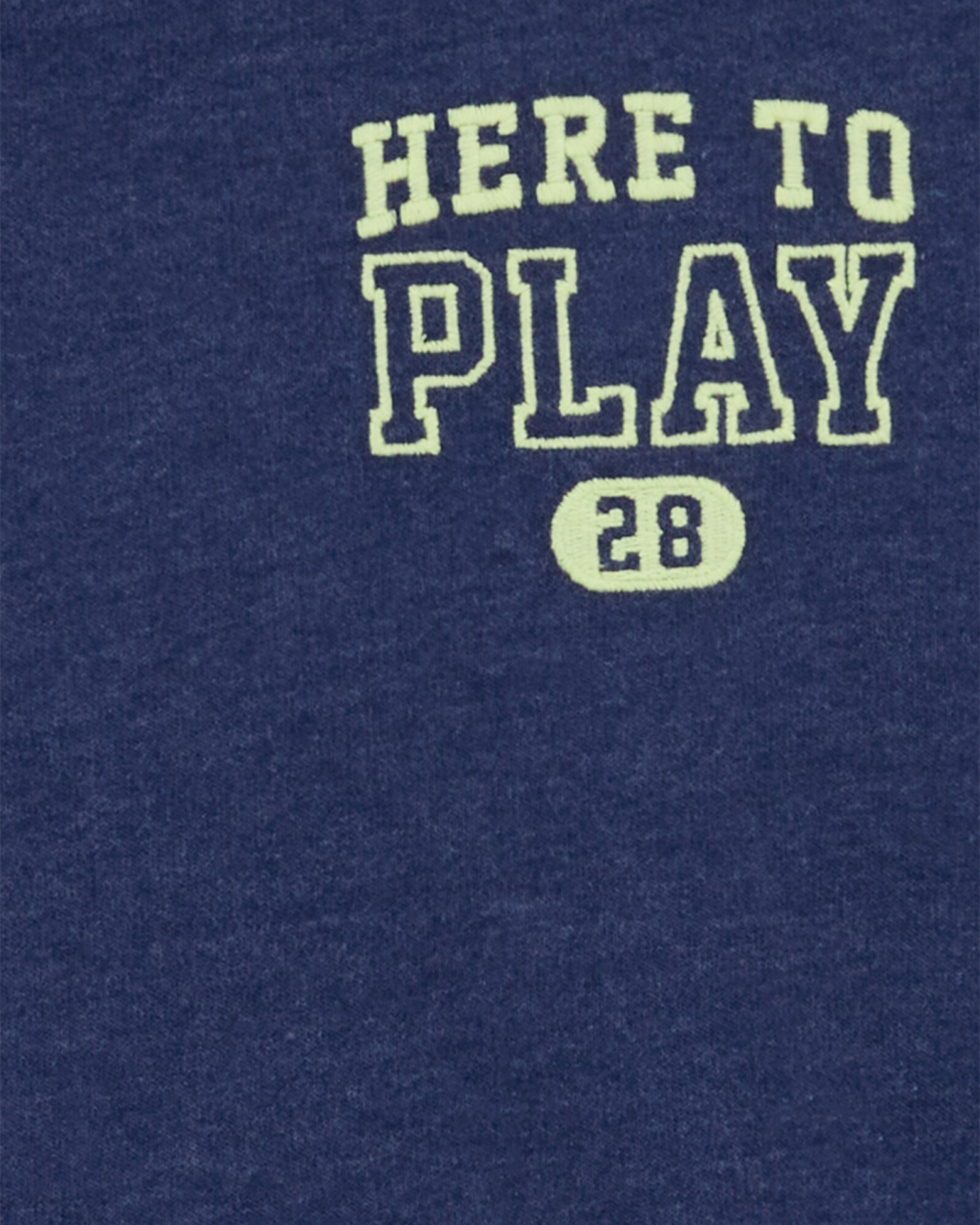 Set dos piezas de algodón, short y remera con capucha Set dos piezas de algodón, short y remera con capucha