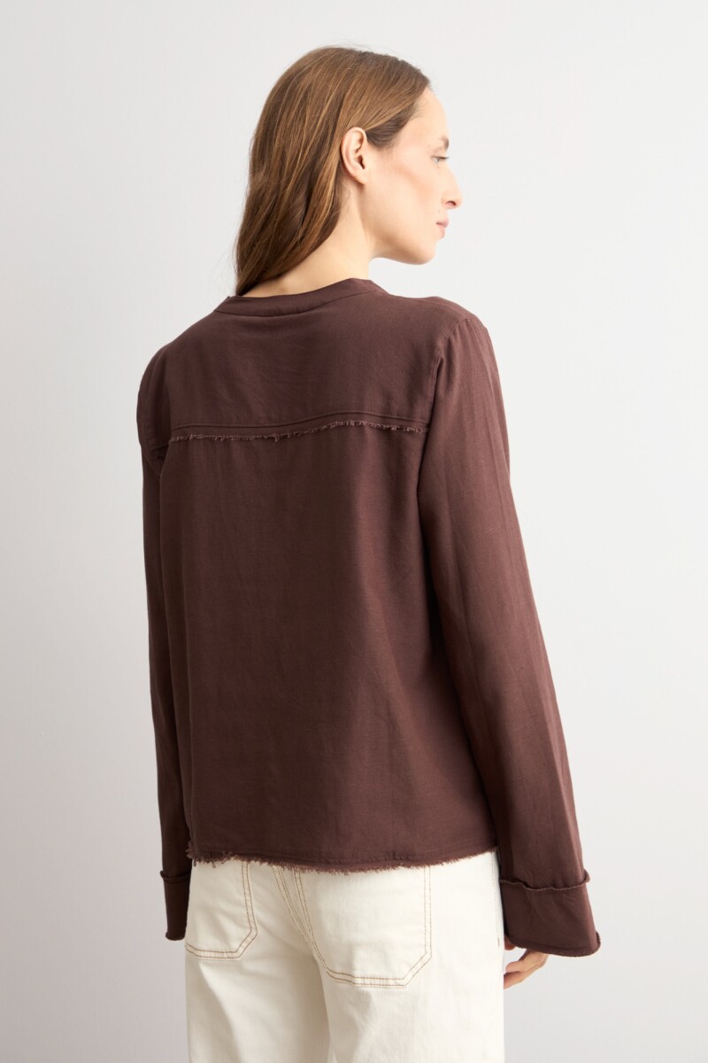 Blusa alamares chocolate